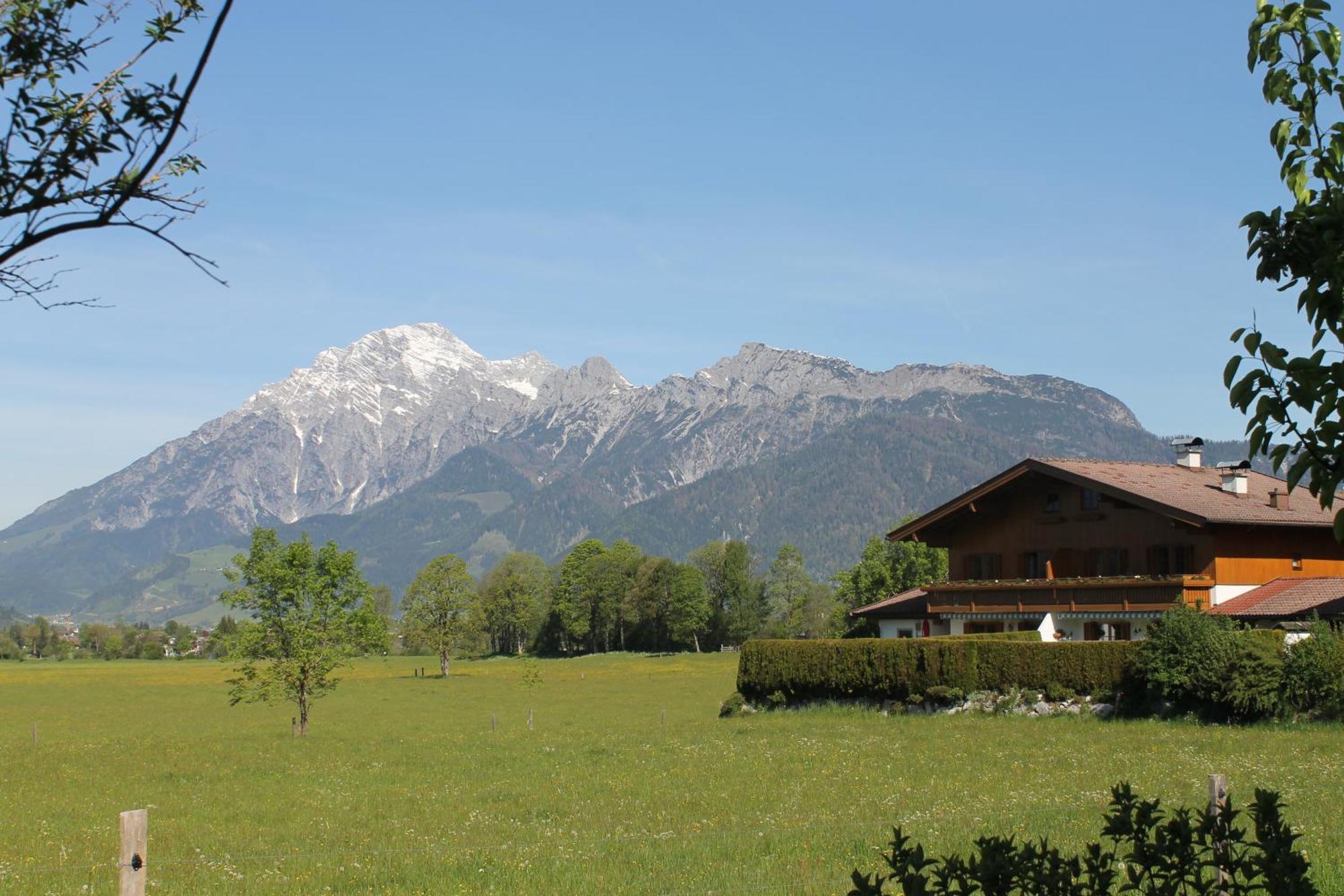 Haus Hartl Hotel Saalfelden Eksteriør billede