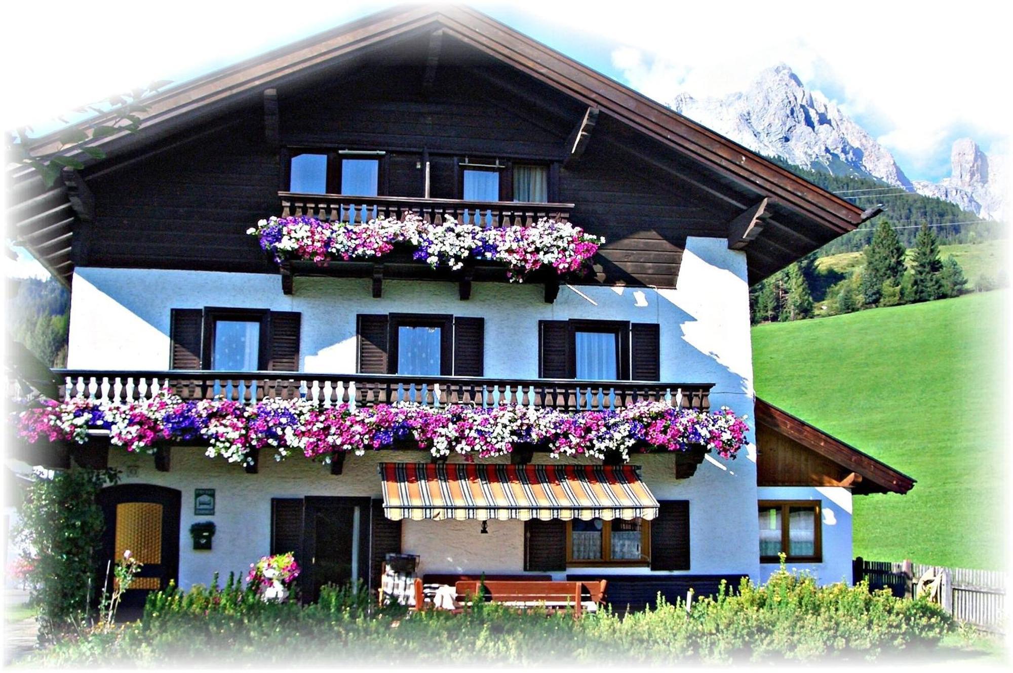 Haus Hartl Hotel Saalfelden Eksteriør billede